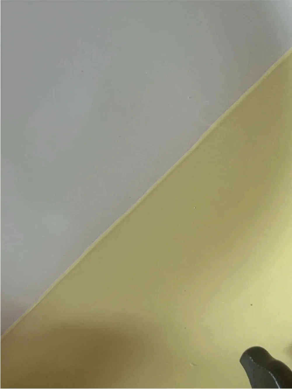 4 STONE + LANE Lizzy Stoneware Dinner Plates Yellow White‎ 10.75